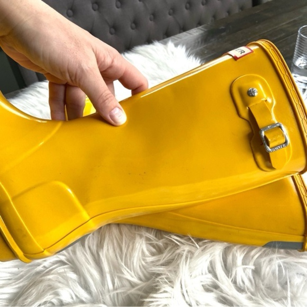 Kids sz 2 YellowHunter boots - Picture 4 of 6